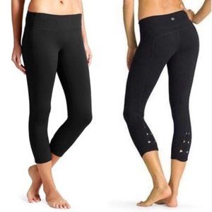 Athleta X’s and O’s Black Large Cropped Leggings